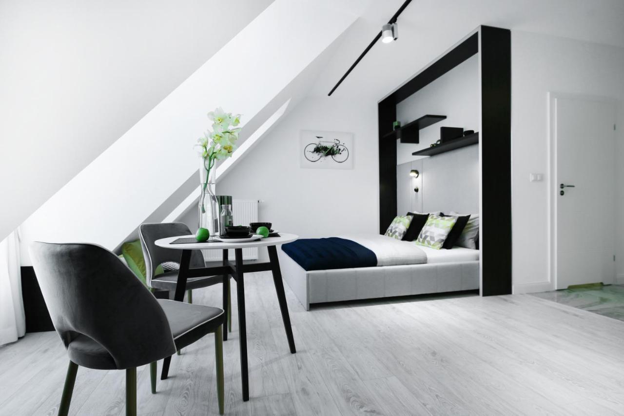 Absyntapart - Bulwar Staromiejski Wroclaw Bagian luar foto