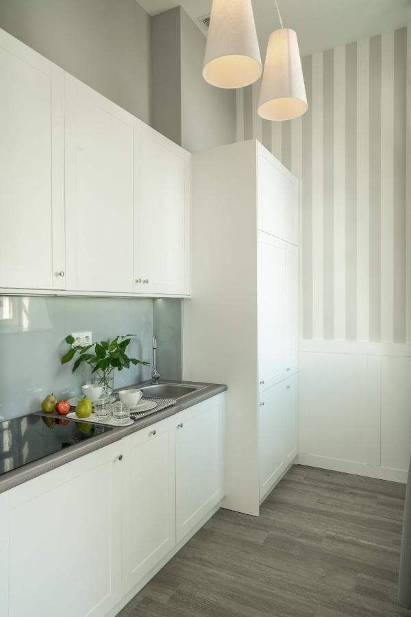 Absyntapart - Bulwar Staromiejski Wroclaw Bagian luar foto